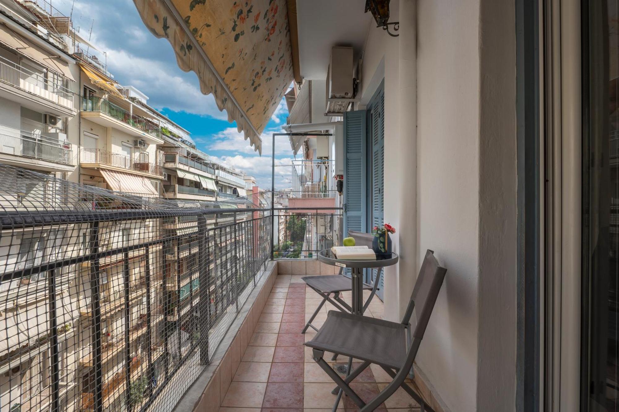 Estia Thessaloniki Apartment, Cozy, Spacious, Sunny, 2 Rooms-5 Beds Exteriör bild